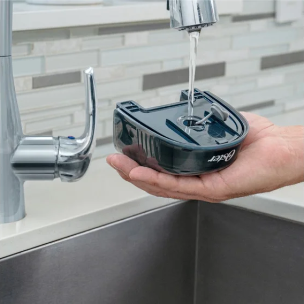 Oster Vaporizador de Prendas Portátil 1200W Vapor Continuo Eliminación de Arrugas Calentamiento Rápido Diseño Compacto Blanco